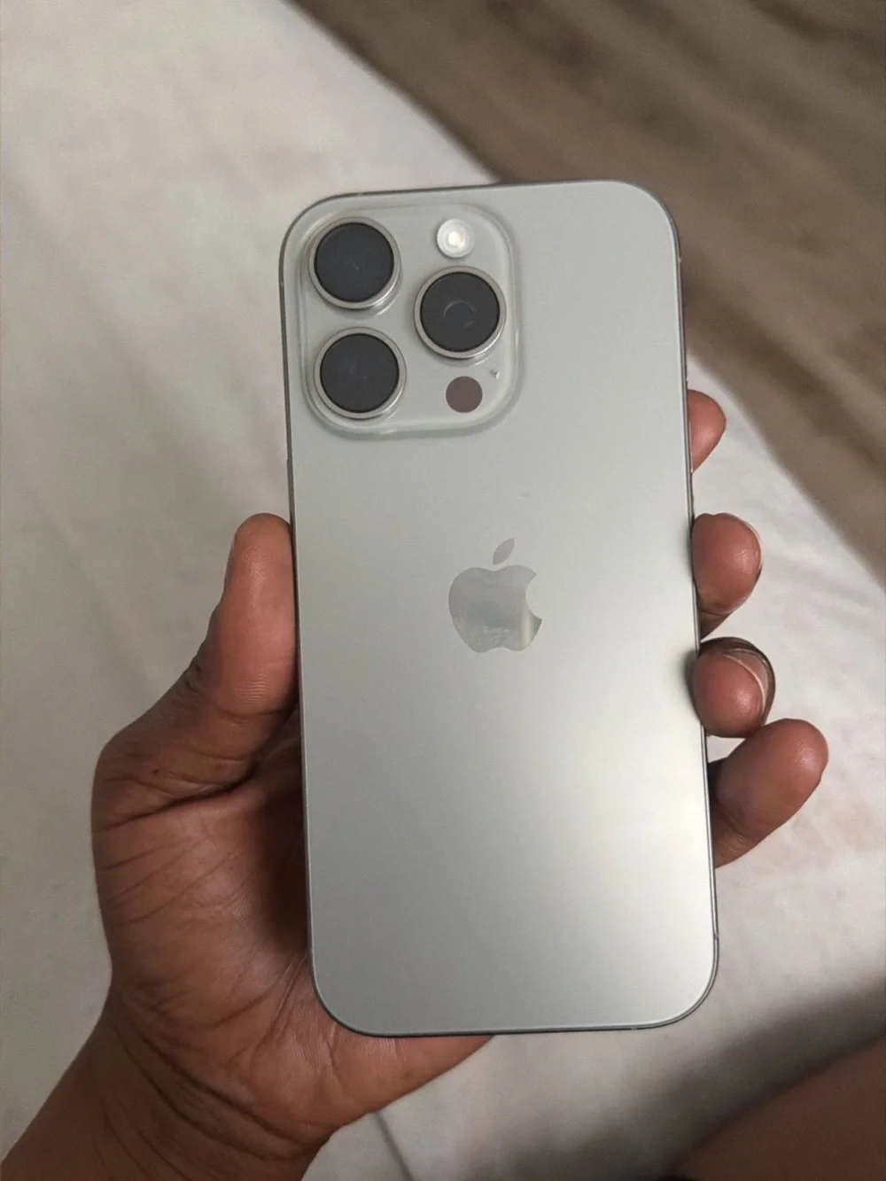 Apple iPhone 16 Pro Blue - 128GB (Unlocked)